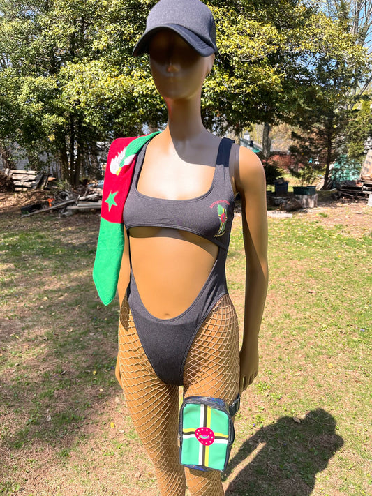 Dominica Sutra Monokini